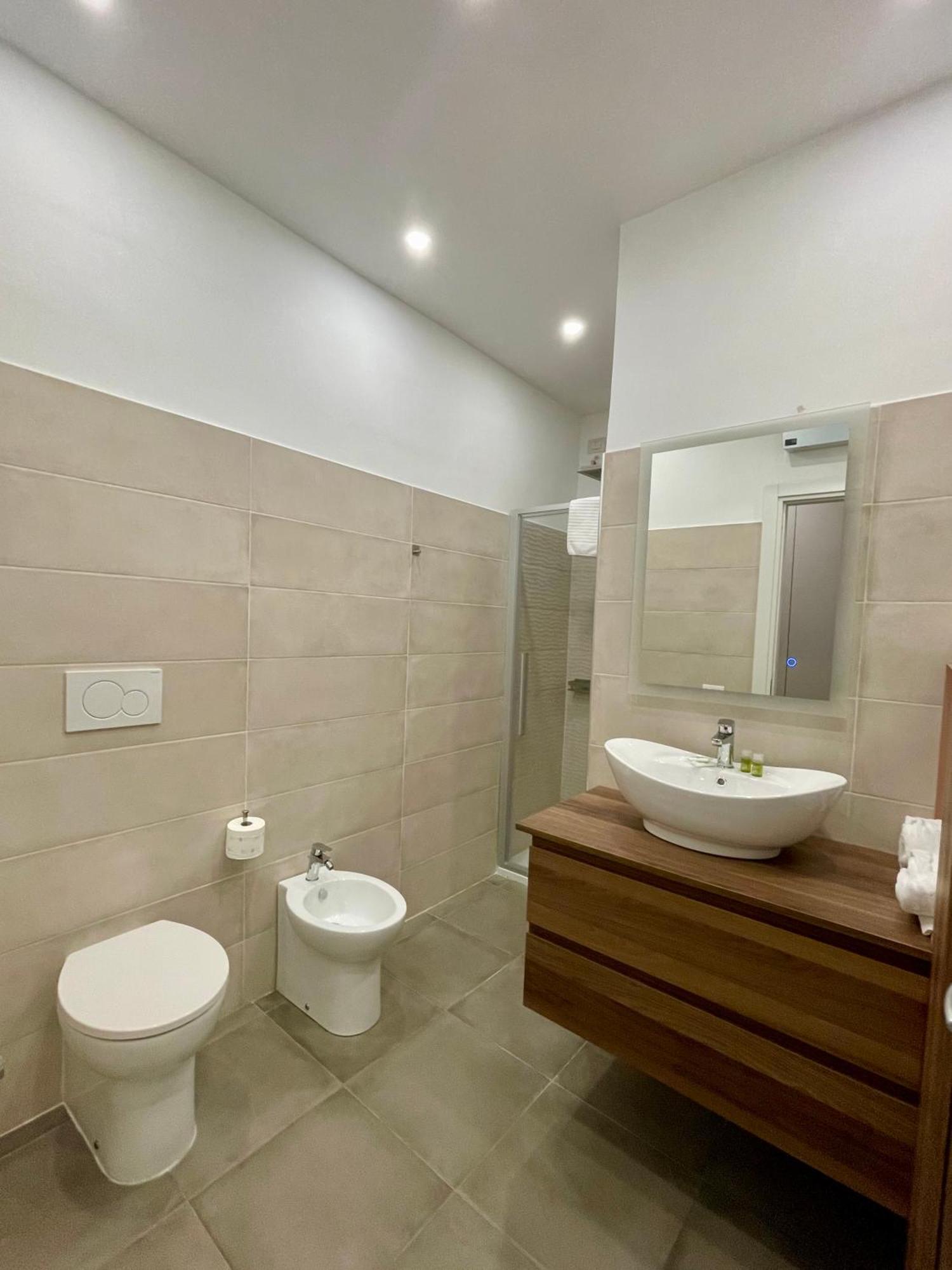 Sweet Rhome - A Due Passi Da San Pietro Rom Exterior foto
